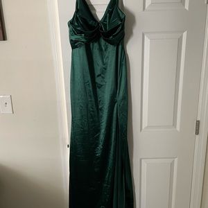 Satin Green Prom/Formal dress